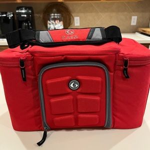 Six Pack Fitness Innovator 300 Meal Bag Six Pack Bag Only Meal Management Red.